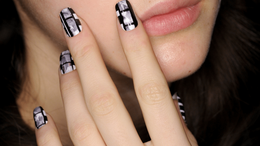 8 astuces pour réaliser de fantastiques #Nailfie 8 astuces pour réaliser de fantastiques #Nailfie